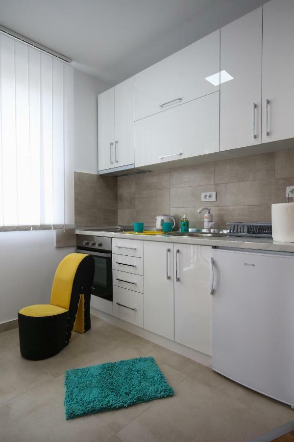 Manirosi 2 Apartman Суботица Экстерьер фото